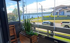 Depa con piscina frente al Lago Llanquihue y vista al volcán